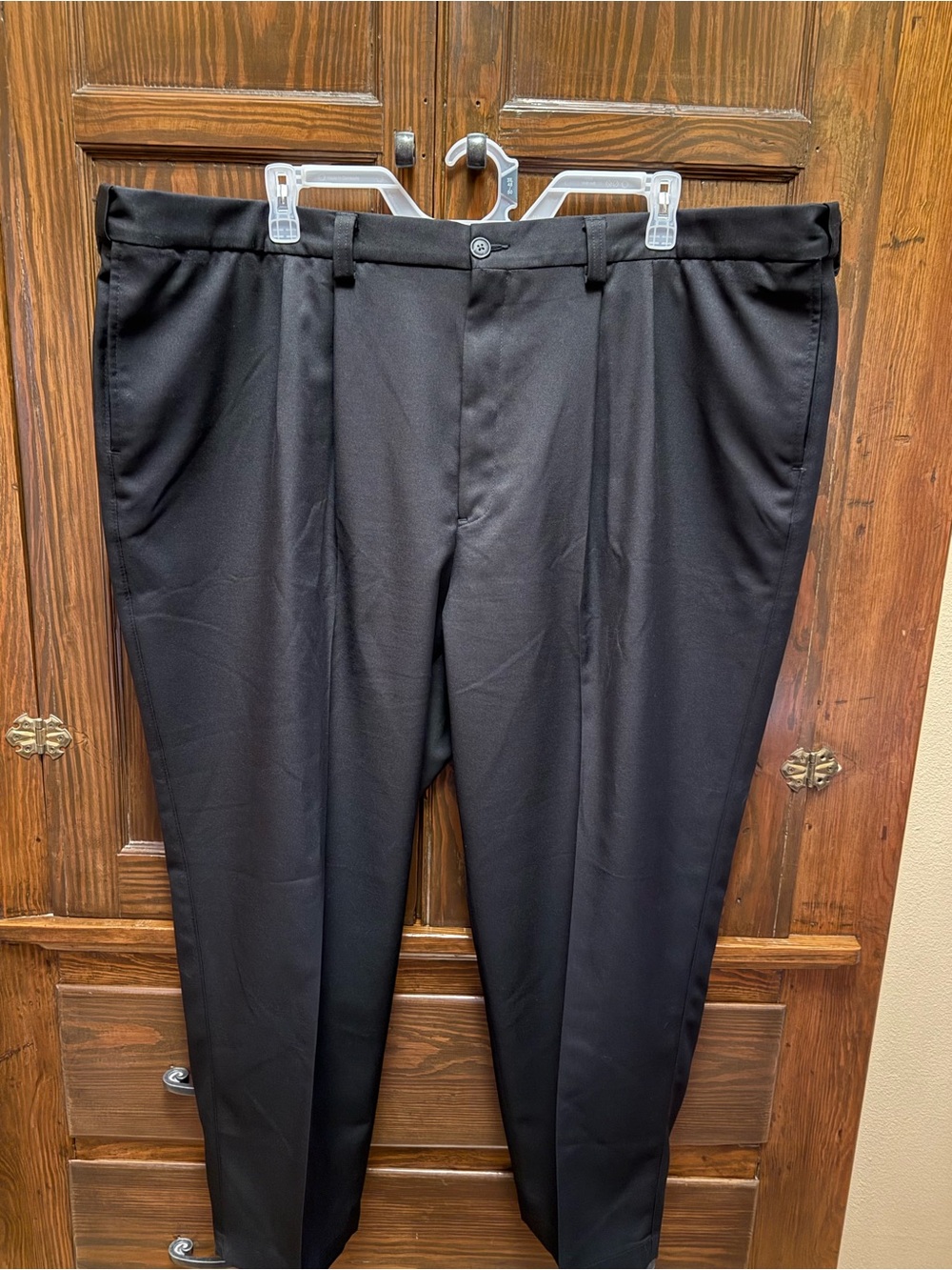Men's Black Pleated Dress Pants - Classic Formal Trousers
